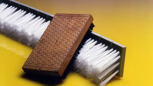 Hand drawn brushes from the side and top view